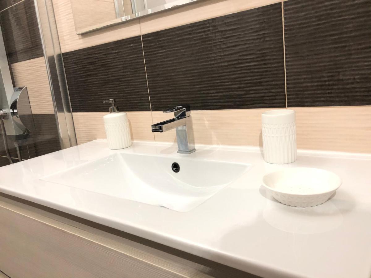 Apartament Elle'S House Savona Zewnętrze zdjęcie